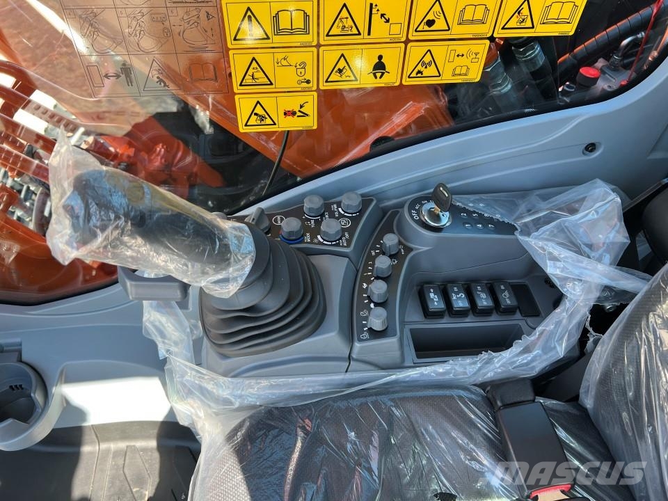 Hitachi ZX160LC 中型挖掘机