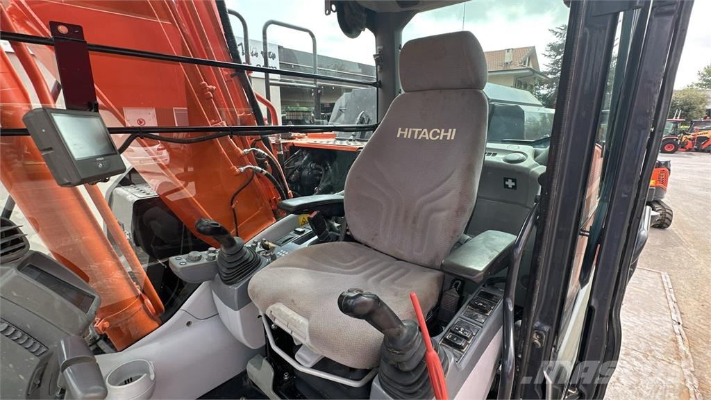Hitachi ZX160LC-6 حفارات وسط 7 طن - 12 طن