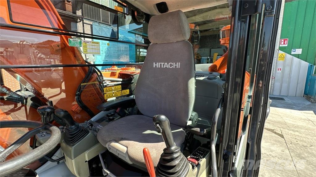 Hitachi ZX170W-5B 4X4 Excavadoras de ruedas