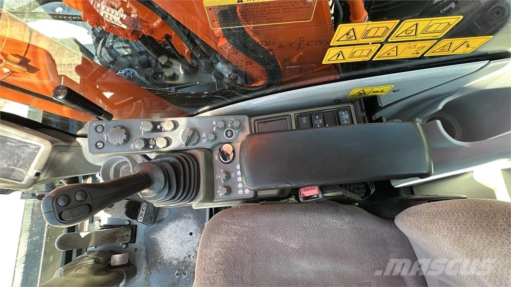 Hitachi ZX170W-5B 4X4 Excavadoras de ruedas