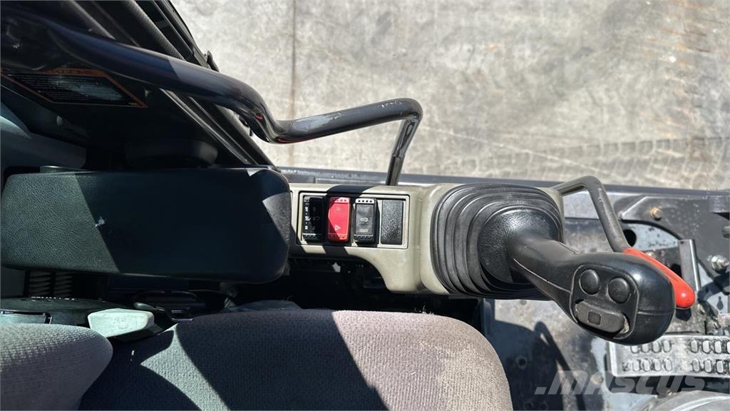 Hitachi ZX170W-5B 4X4 Excavadoras de ruedas