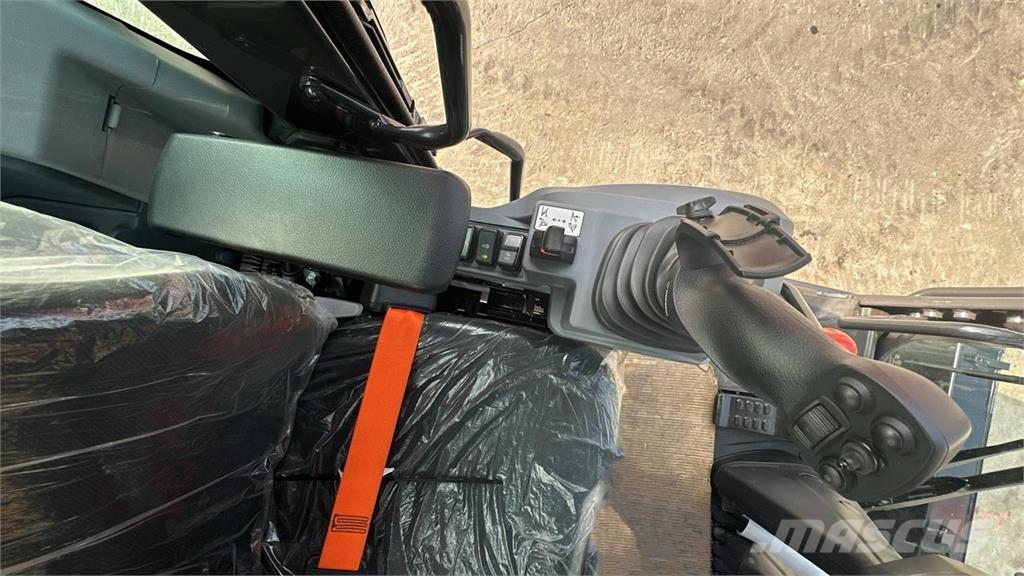 Hitachi ZX175 WT-7 Gravemaskiner på hjul