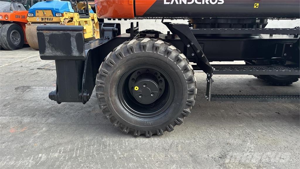 Hitachi ZX175 WT-7 Gravemaskiner på hjul