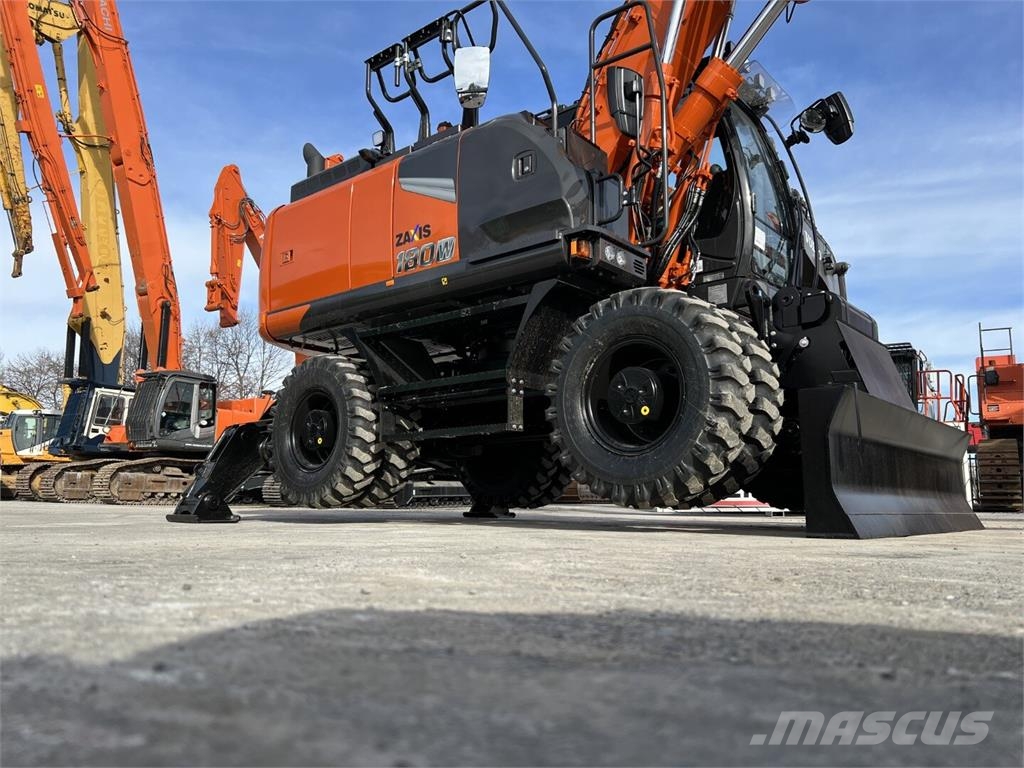 Hitachi ZX180W-7 Gumikerekes kotrók