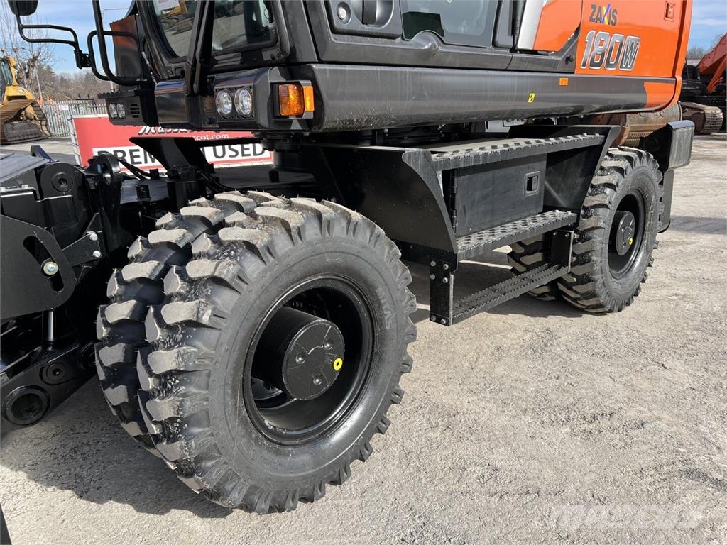 Hitachi ZX180W-7 Gumikerekes kotrók