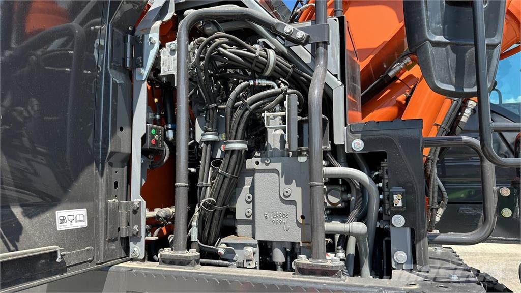 Hitachi ZX180W-7 Gumikerekes kotrók