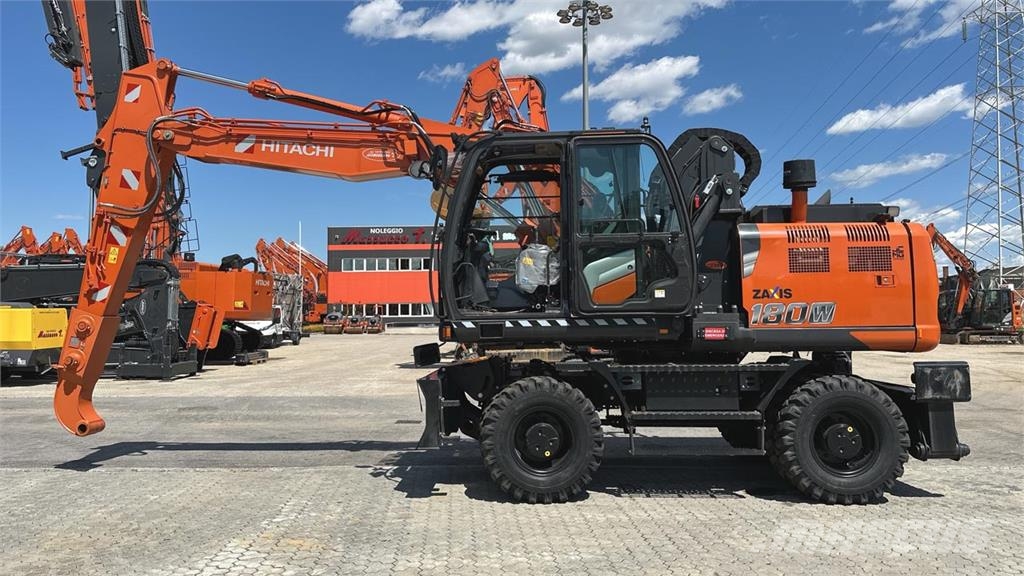 Hitachi ZX180W-7 Gumikerekes kotrók