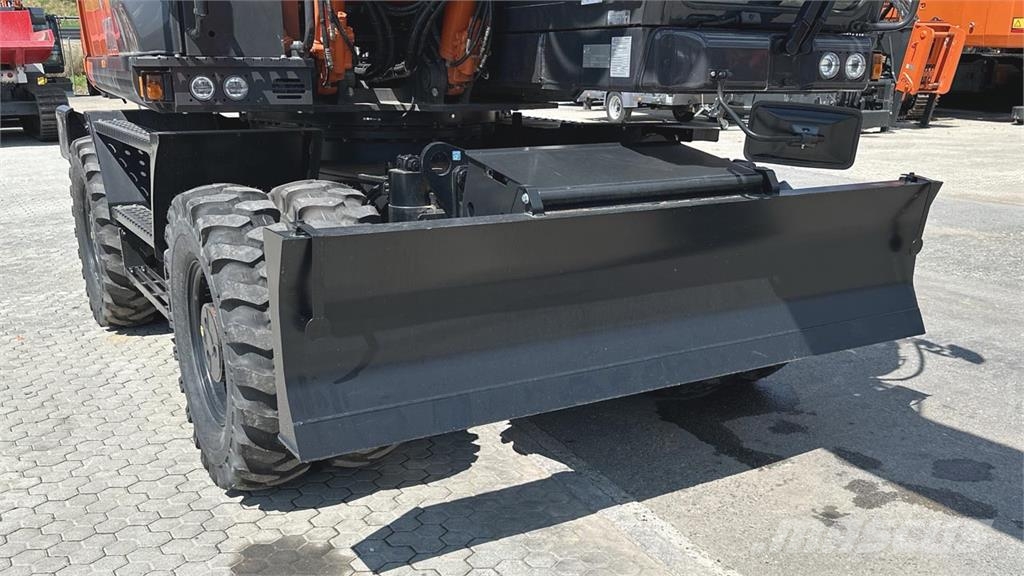 Hitachi ZX180W-7 Gumikerekes kotrók