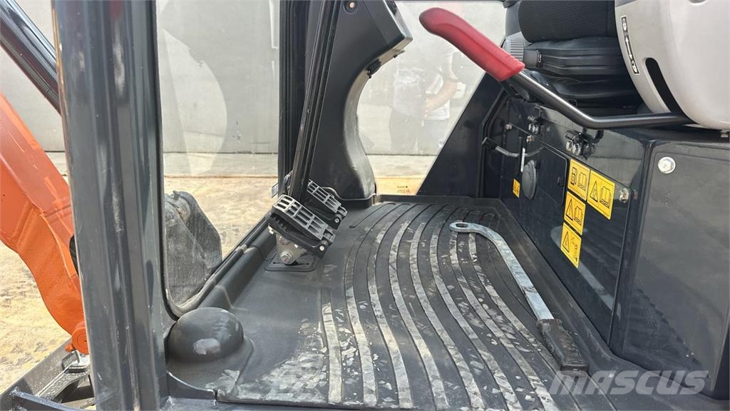Hitachi ZX19-6 CR حفارات صغيرة أقل من 7 طن (حفارات صغيرة)