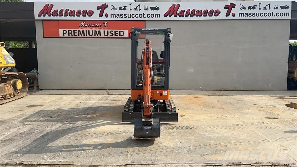 Hitachi ZX19-6 CR حفارات صغيرة أقل من 7 طن (حفارات صغيرة)