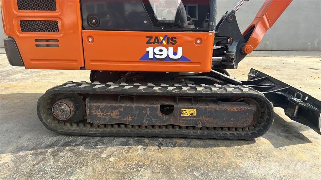 Hitachi ZX19-6 CR حفارات صغيرة أقل من 7 طن (حفارات صغيرة)