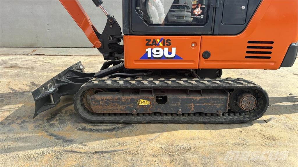 Hitachi ZX19-6 CR حفارات صغيرة أقل من 7 طن (حفارات صغيرة)