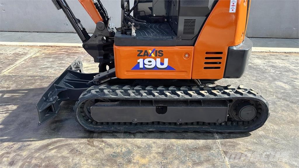 Hitachi ZX19U-5A YLR Miniexcavadoras