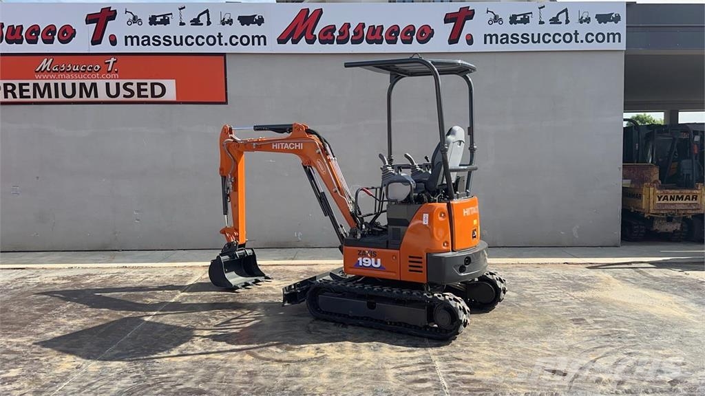 Hitachi ZX19U-5A YLR Miniexcavadoras