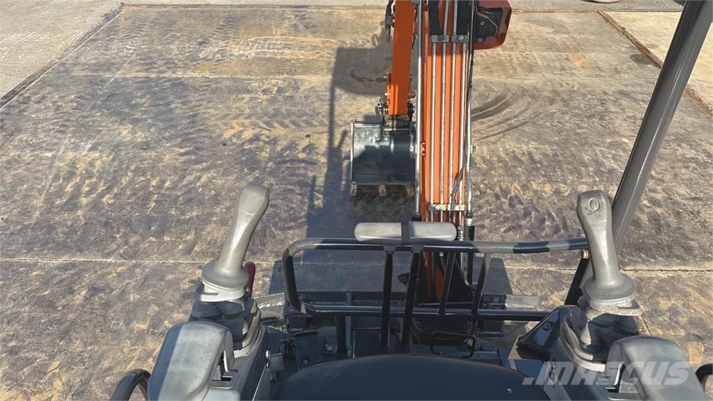 Hitachi ZX19U-5A YR حفارات صغيرة أقل من 7 طن (حفارات صغيرة)