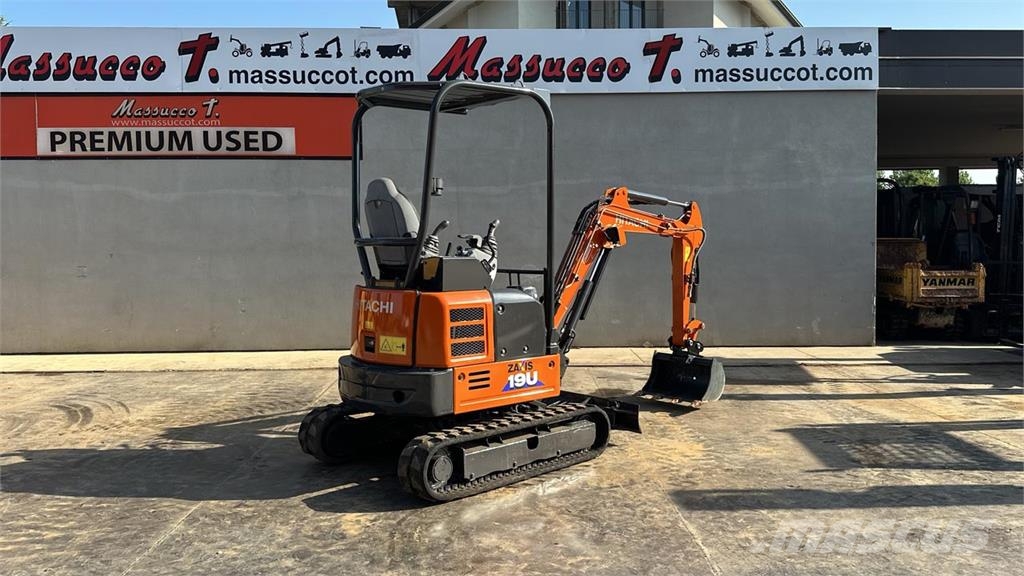 Hitachi ZX19U-5A YR حفارات صغيرة أقل من 7 طن (حفارات صغيرة)