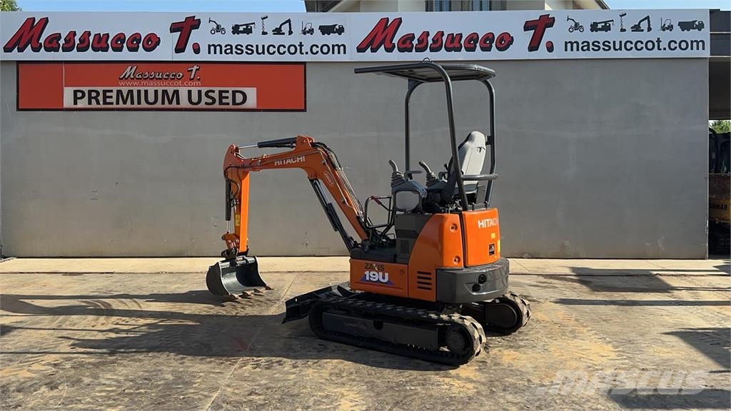 Hitachi ZX19U-5A YR حفارات صغيرة أقل من 7 طن (حفارات صغيرة)