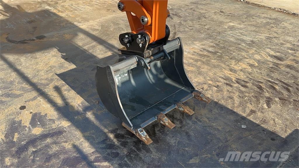 Hitachi ZX19U-5A YR حفارات صغيرة أقل من 7 طن (حفارات صغيرة)