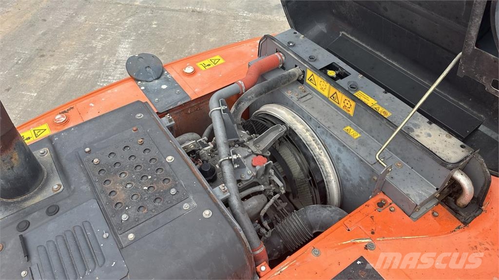Hitachi ZX210LCN-5B Верижен екскаватор