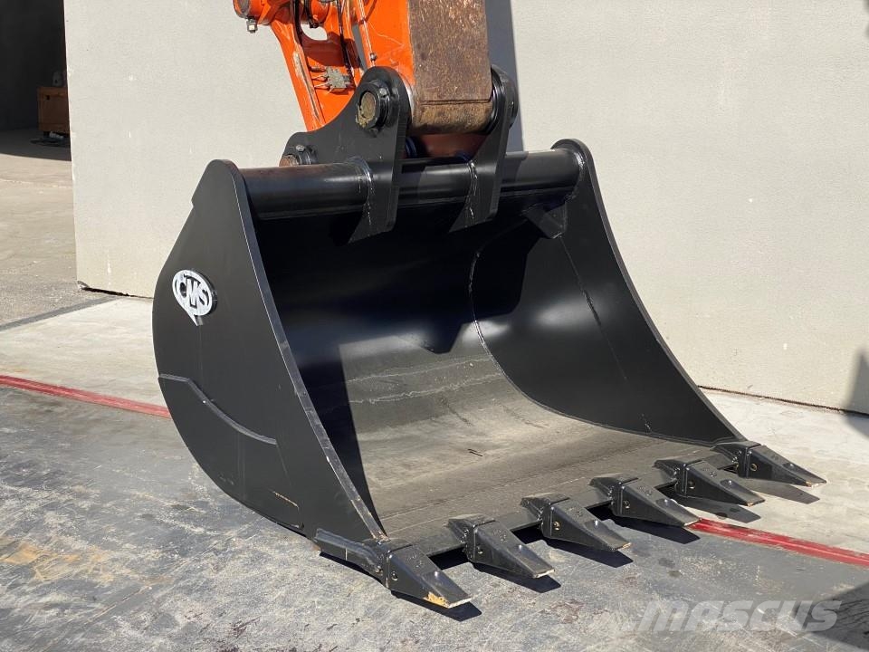 Hitachi ZX210W-3 حفارات بعجل