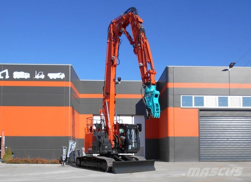 Hitachi ZX225-US6 Escavatori cingolati