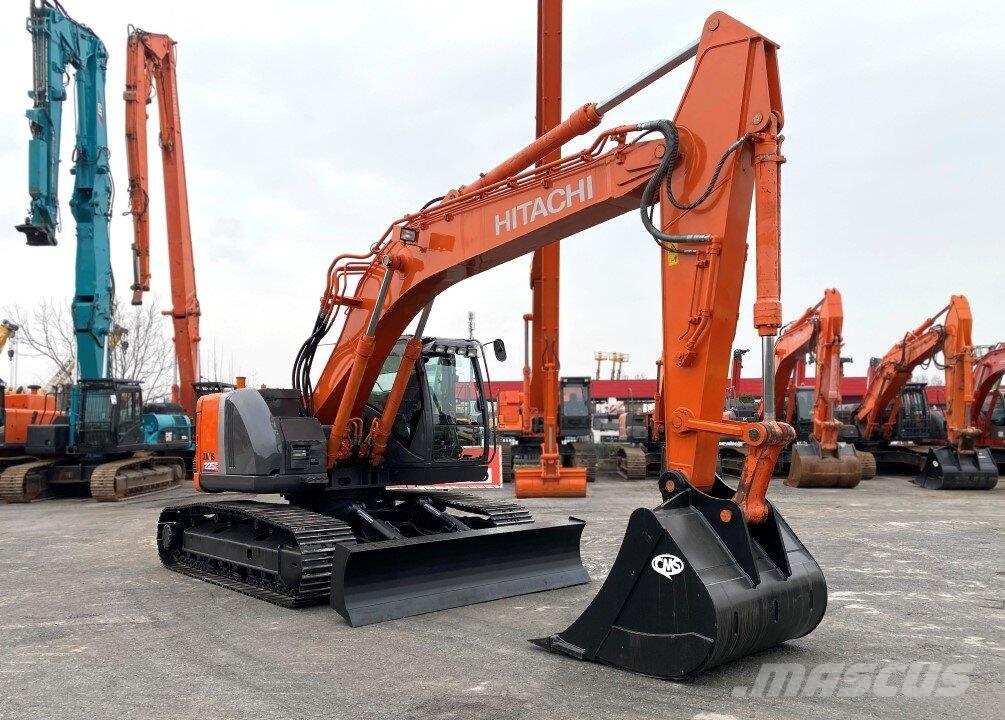 Hitachi ZX225 USBLC Escavatori cingolati