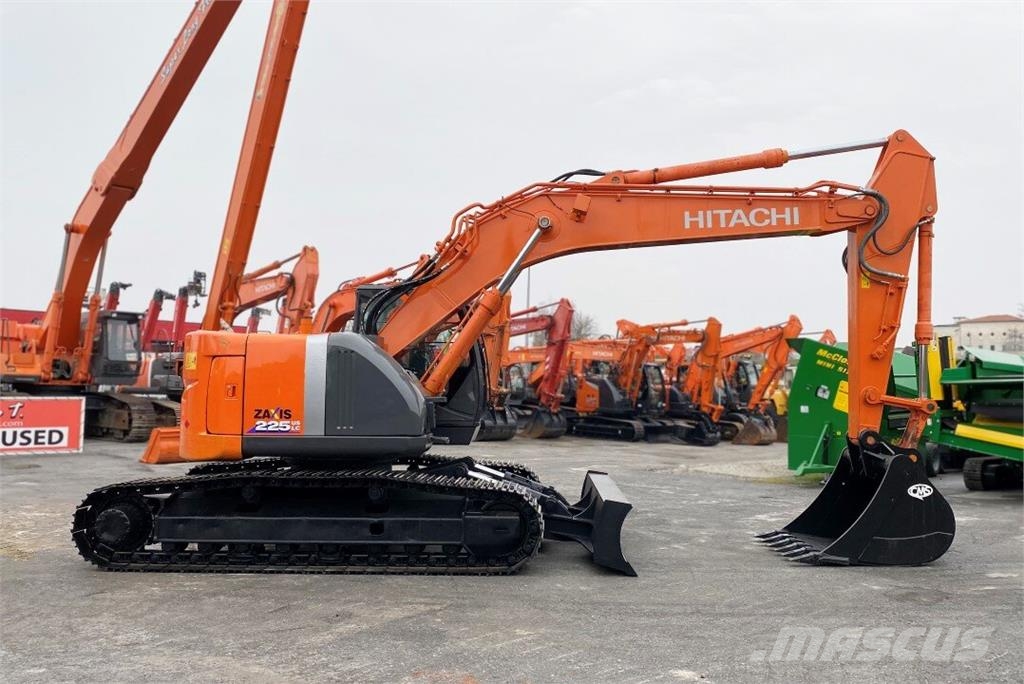 Hitachi ZX225 USBLC Escavatori cingolati