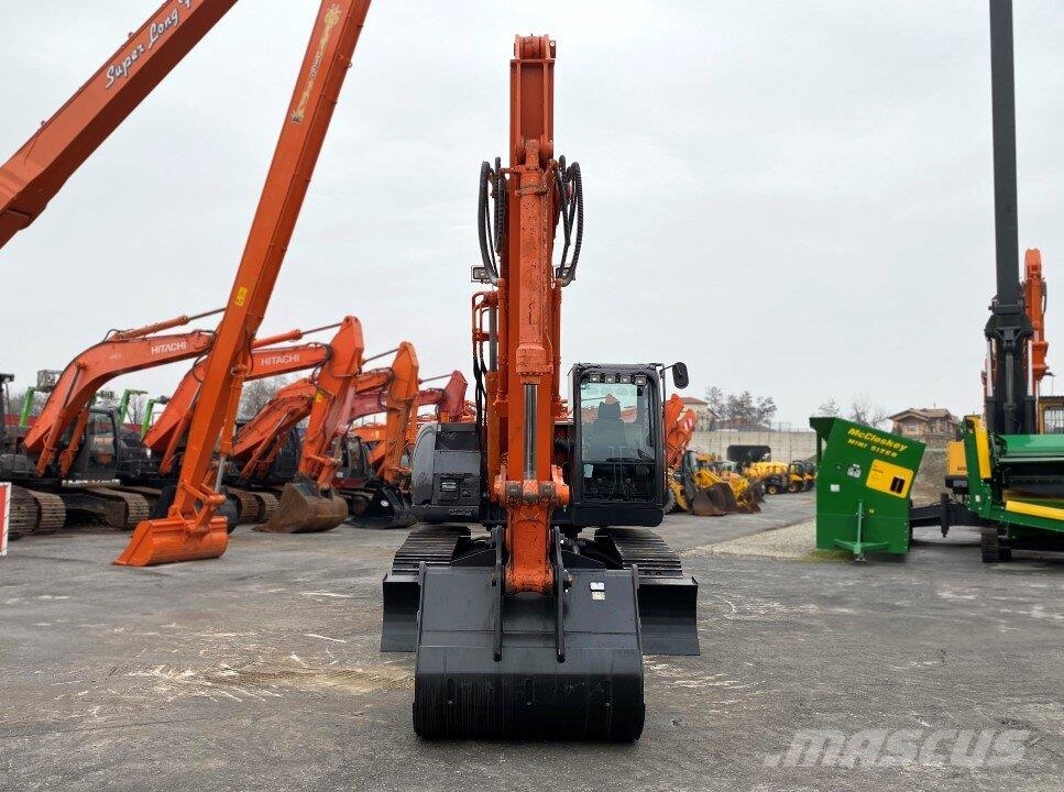 Hitachi ZX225 USBLC Escavatori cingolati