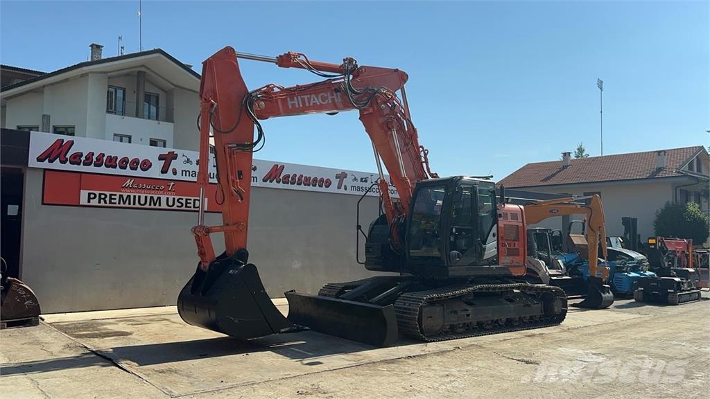 Hitachi ZX225USLC-6 Escavadeiras de esteiras