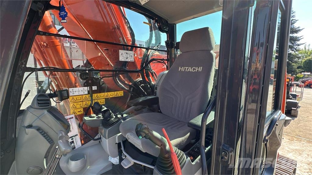 Hitachi ZX225USLC-6 Escavadeiras de esteiras