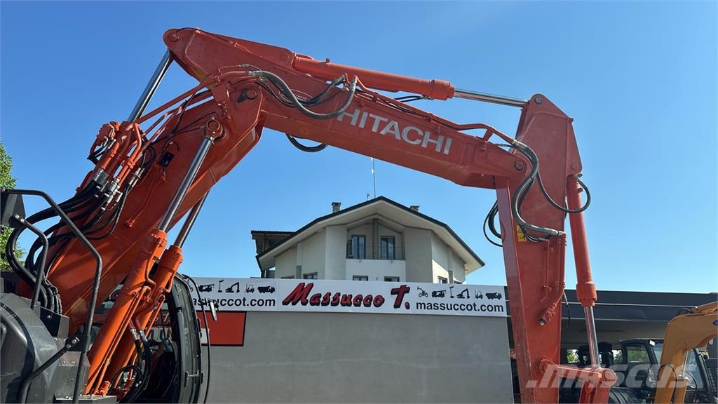 Hitachi ZX225USLC-6 Escavadeiras de esteiras