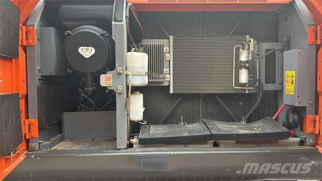 Hitachi ZX240N-3 Εκσκαφείς με ερπύστριες