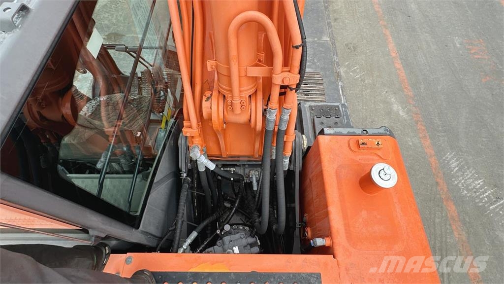 Hitachi ZX240N-3 Εκσκαφείς με ερπύστριες