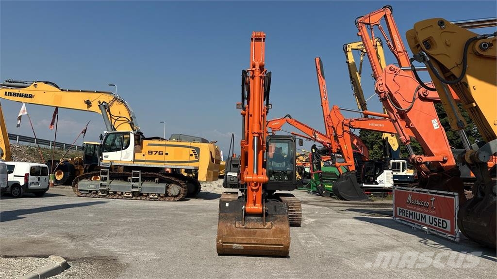Hitachi ZX240N-3 Beltegraver