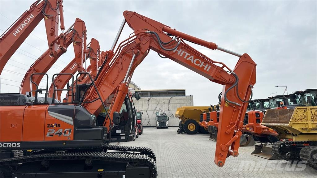 Hitachi ZX240N-7 Paletli ekskavatörler
