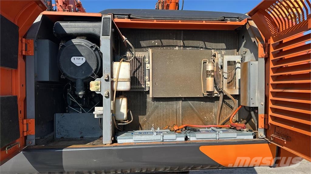 Hitachi ZX240NT-3 Paletli ekskavatörler