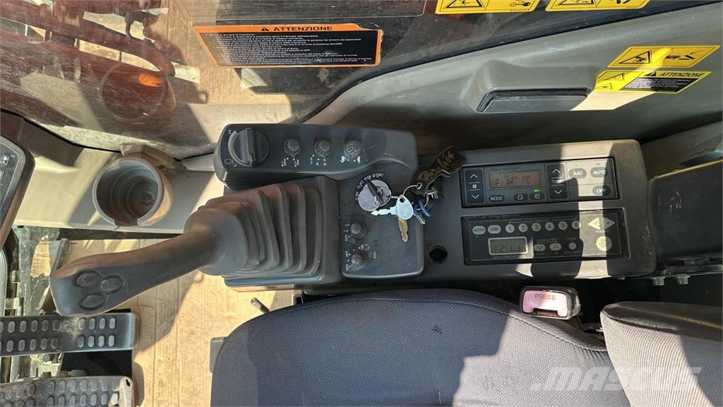 Hitachi ZX240NT-3 Paletli ekskavatörler