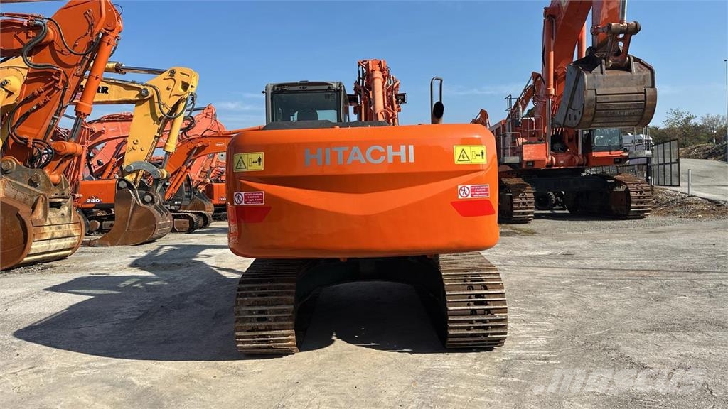 Hitachi ZX240NT-3 Paletli ekskavatörler