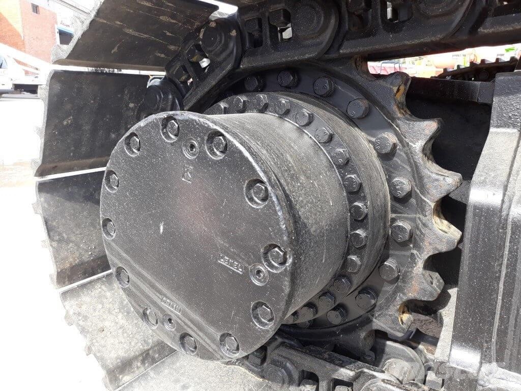 Hitachi ZX250LCN -3 SLF Excavadoras sobre orugas