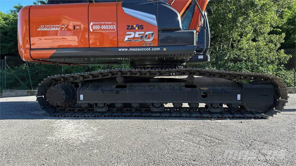 Hitachi ZX250LCN-7 Escavadeiras de esteiras