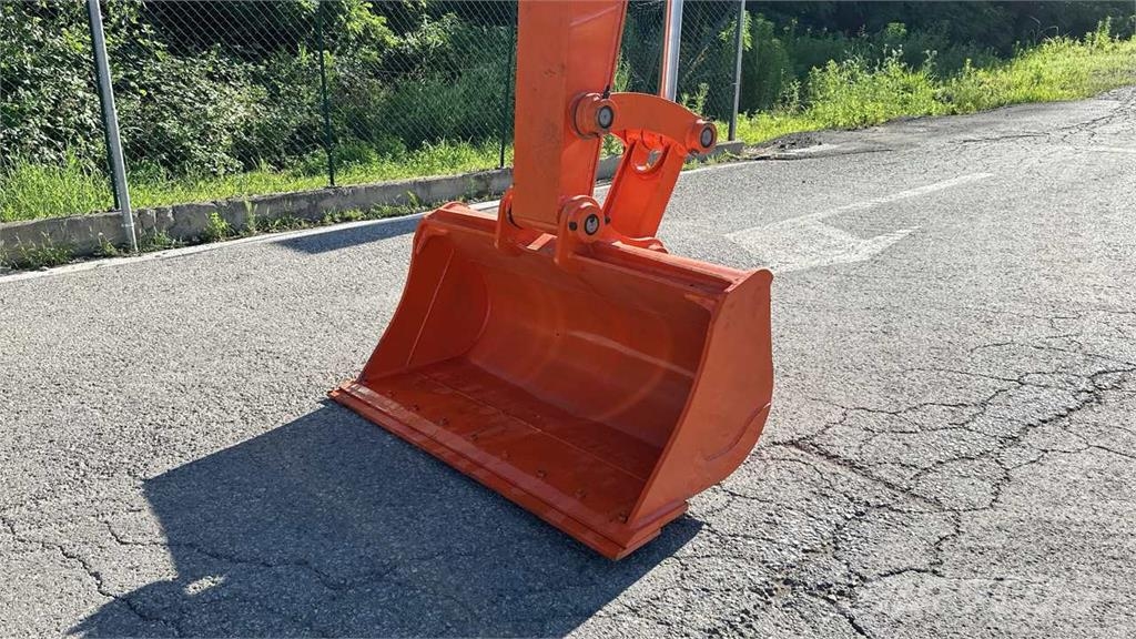 Hitachi ZX250LCN-7 Escavadeiras de esteiras