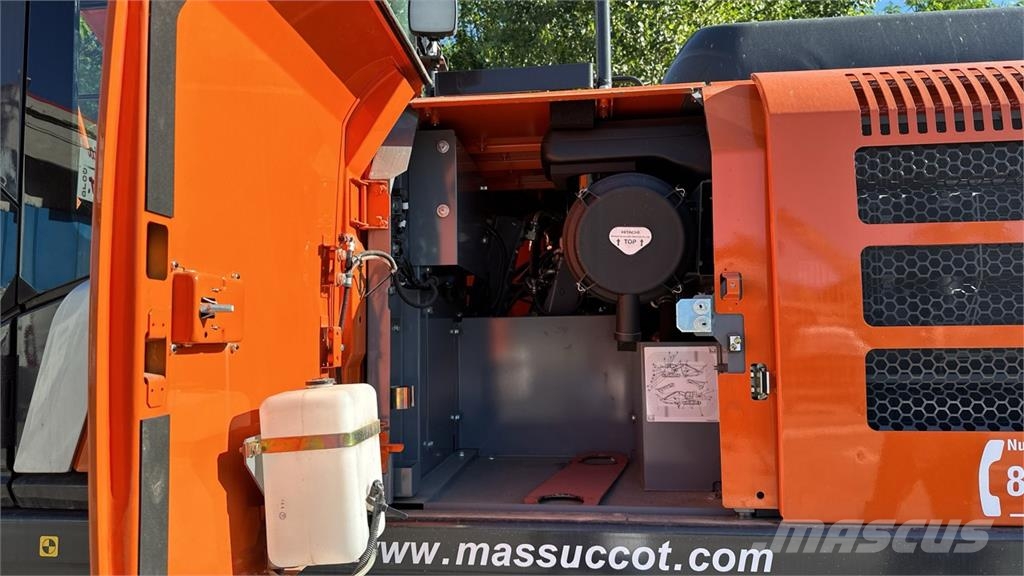 Hitachi ZX250LCN-7 Escavadeiras de esteiras