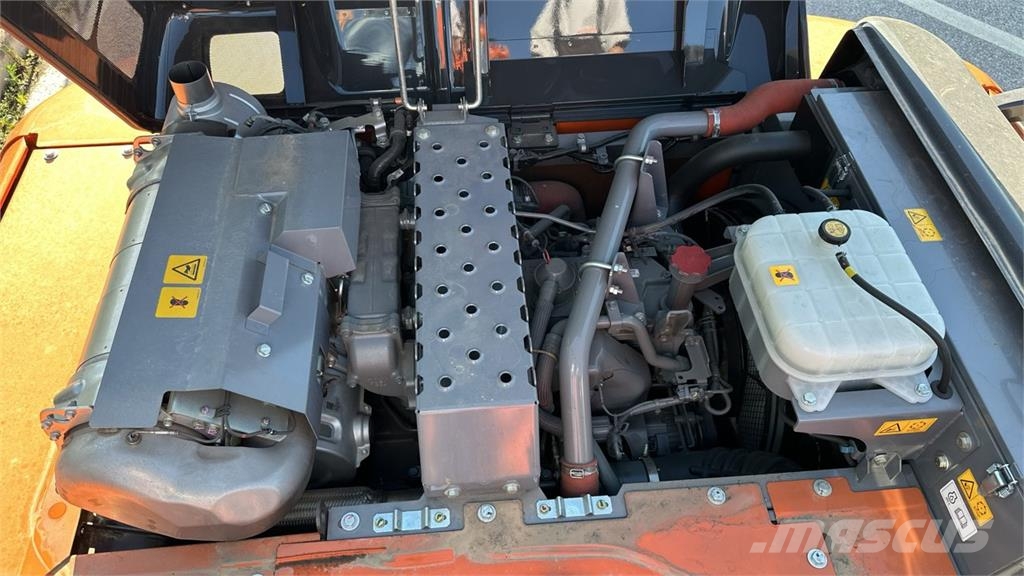 Hitachi ZX250LCN-7 Escavadeiras de esteiras