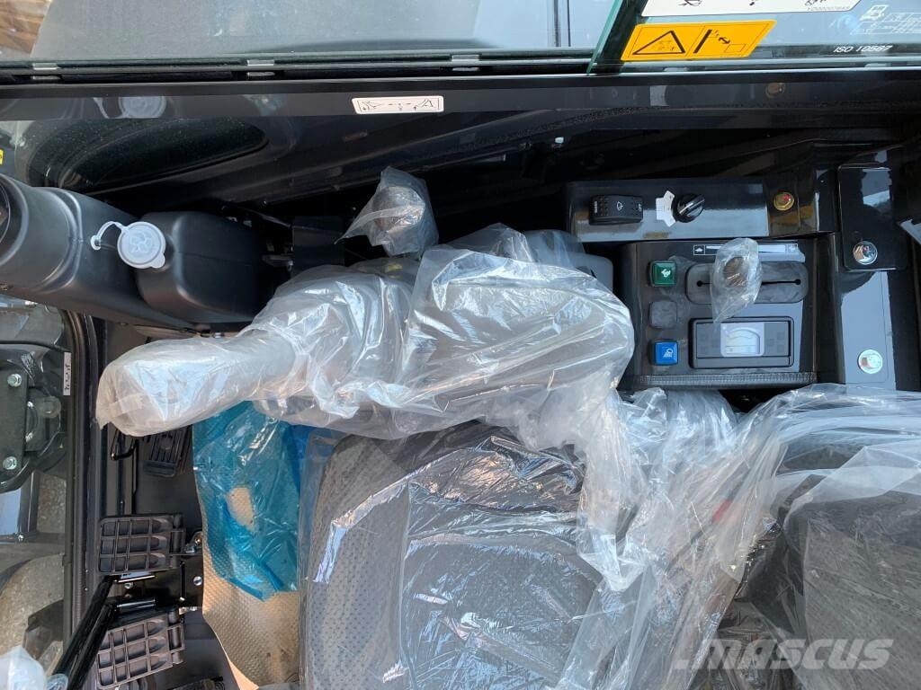 Hitachi ZX26U-6 CR Міні-екскаватори < 7т