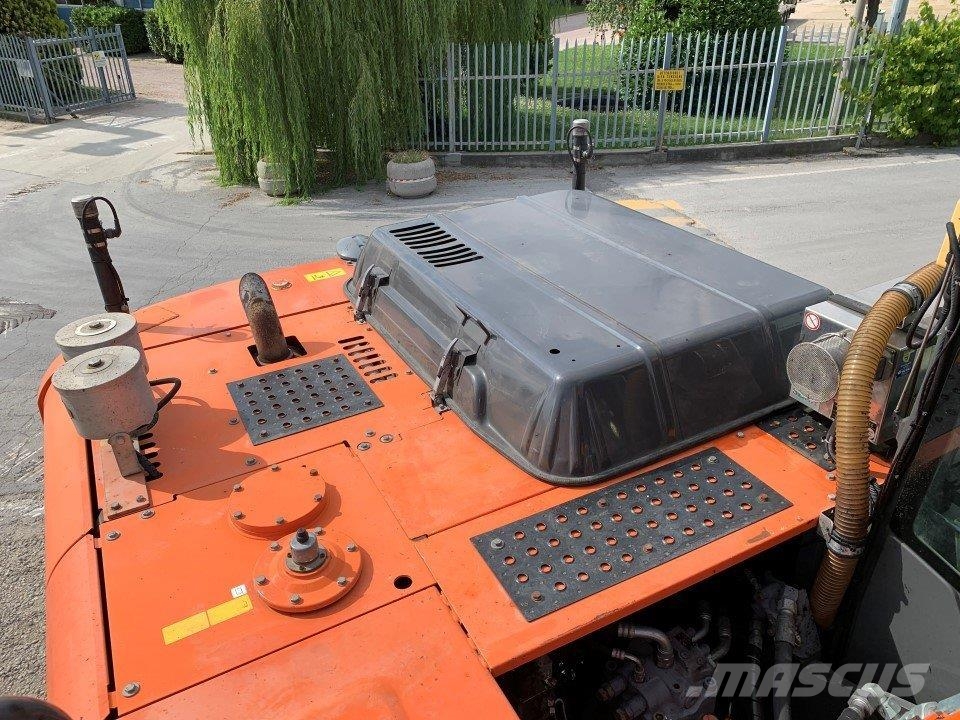 Hitachi ZX280LCN-3 Crawler excavators