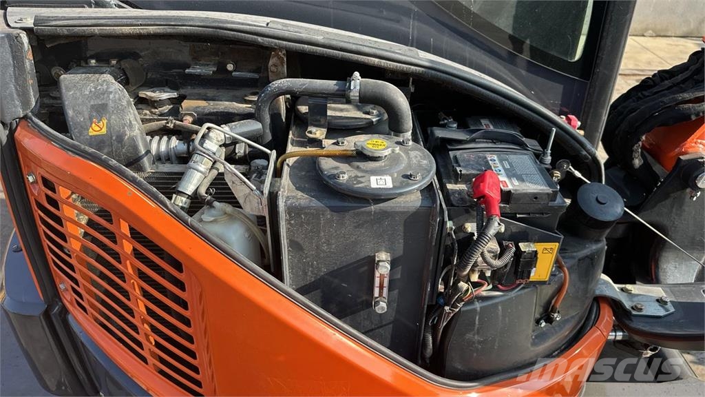 Hitachi ZX29U-3 CLR Верижен екскаватор