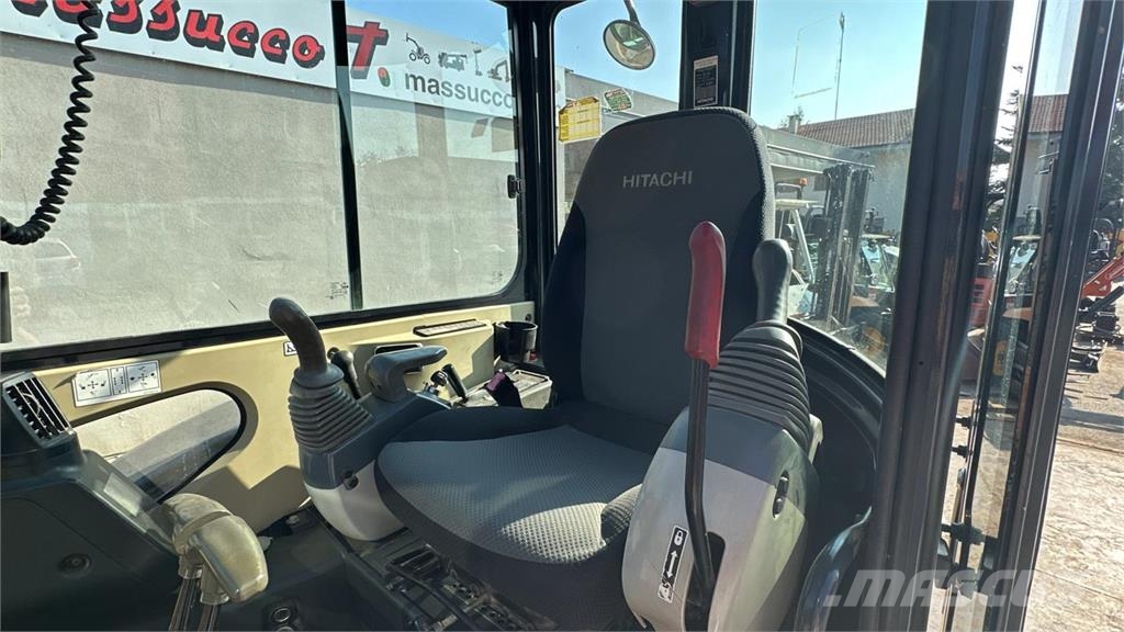 Hitachi ZX29U-3 CLR Верижен екскаватор