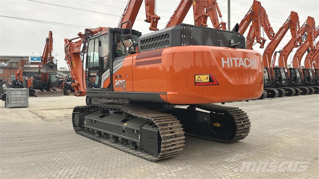 Hitachi ZX300LCN-7 Paletli ekskavatörler