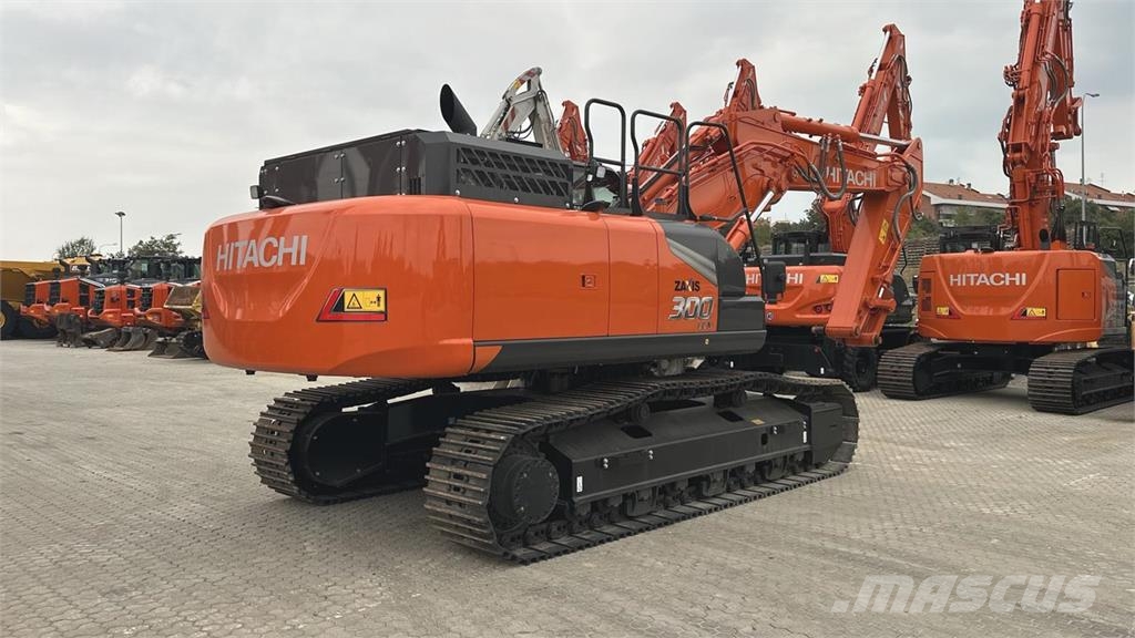 Hitachi ZX300LCN-7 Paletli ekskavatörler