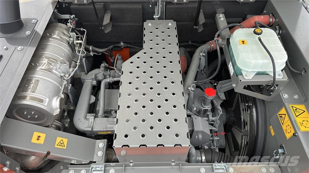 Hitachi ZX300LCN-7 Paletli ekskavatörler